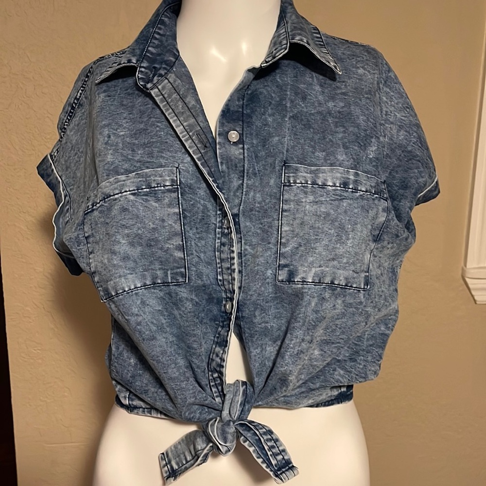 Chambray denim front tie short sleeve blouse